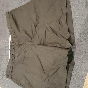 Men's size 42 Hagger shorts